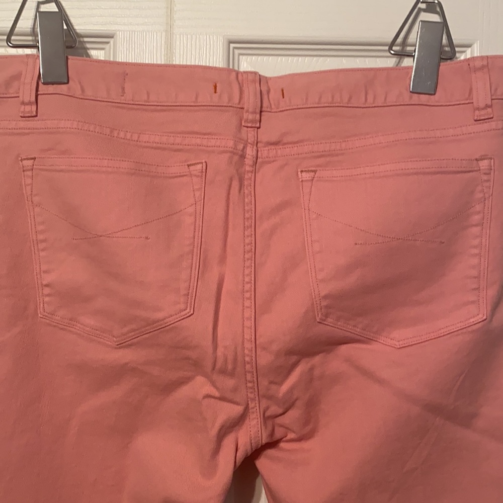 Gap Pink Capri - Size 32 - Picture 5 of 7